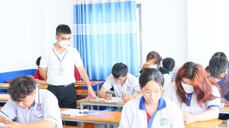 Tuyển sinh đại học 2023: Thí sinh được bớt thủ tục đăng ký xét tuyển (03/3/2023)