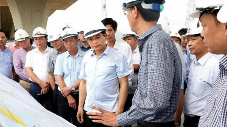 Bộ trưởng Bộ GTVT Nguyễn Văn Thắng: Tuyệt đối không để dự án chậm tiến độ và đội vốn vô lý (17/3/2023)