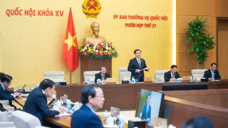 Ủy ban Thường vụ Quốc hội: Cần thiết  phải duy trì Quỹ bình ổn giá xăng dầu (15/3/2023)