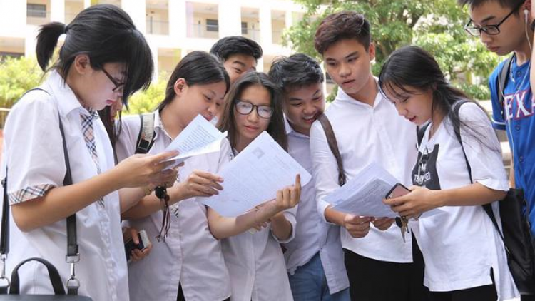 THỜI SỰ 18H CHIỀU 01/3/2023: Bộ Giáo dục và Đào tạo công bố lịch 
Thi  tốt nghiệp Trung học Phổ thông và đề thi tham khảo năm 2023