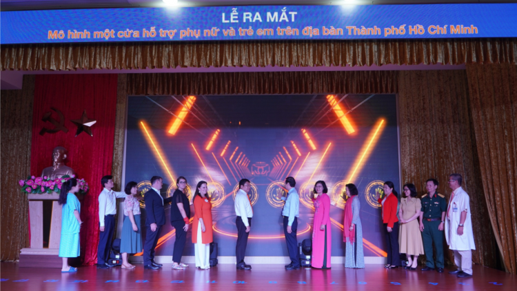 TP.HCM ra mắt mô hình "Một cửa hỗ trợ phụ nữ và trẻ em" (24/3/2023)