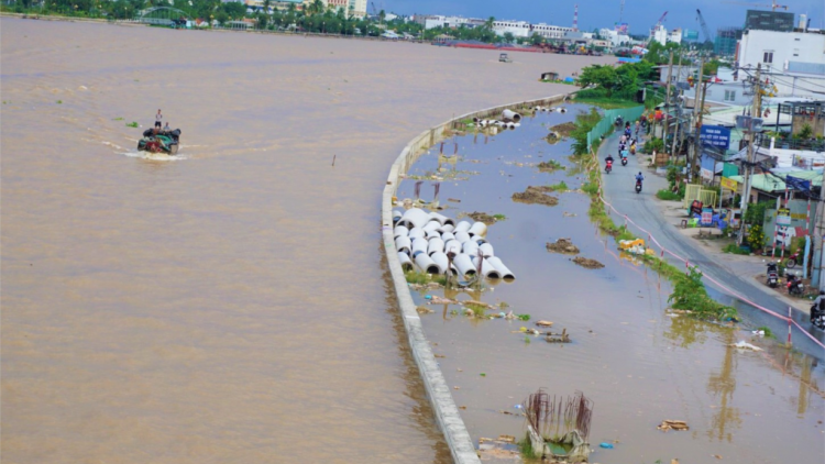 Cần Thơ: Quá chậm giải phóng mặt bằng, Dự án Kè sông ngàn tỷ bị “tụt dần” nguồn vốn tài trợ (02/3/2023)