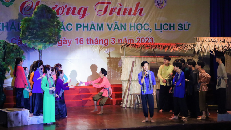 Học sinh Cần Thơ say mê “hóa thân nhân vật” trong tác phẩm văn học, lịch sử (17/3/2023)