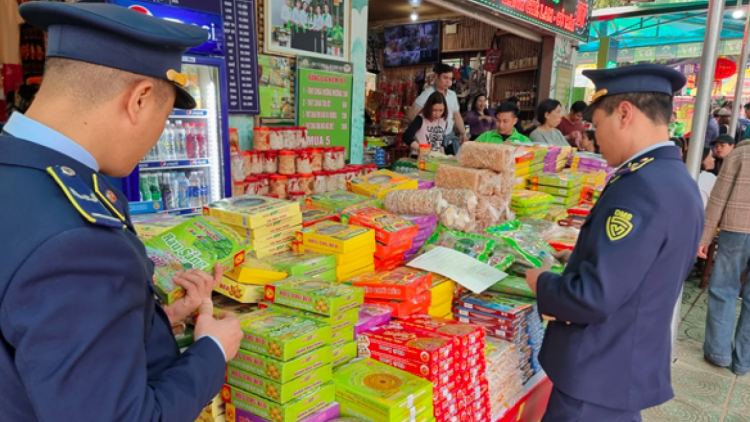 Tăng cường kiểm tra, giám sát chất lượng an toàn thực phẩm trên thị trường cũng như tại các điểm vui chơi, giải trí, du lịch trong Kỳ nghỉ lễ 30/4 – 1/5 (28/4/2023)