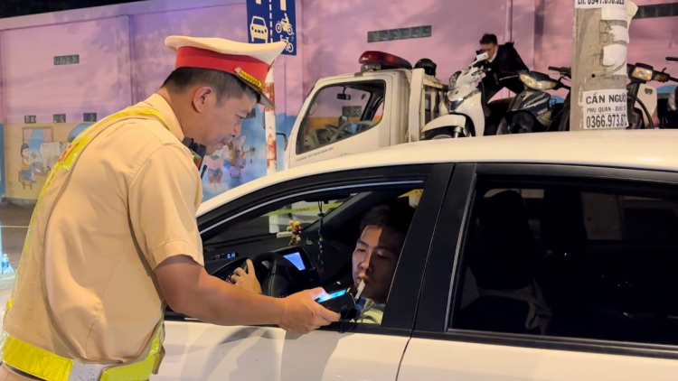 Đắk Lắk: Phạt hàng chục triệu đồng nhiều “ma men” lái xe (07/4/2023)