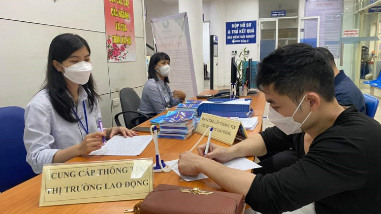 Hơn 9.300 chỉ tiêu việc làm tại thiên giao dịch việc làm trực tuyến kết nối 8 tỉnh, thành phố (13/04/2023)