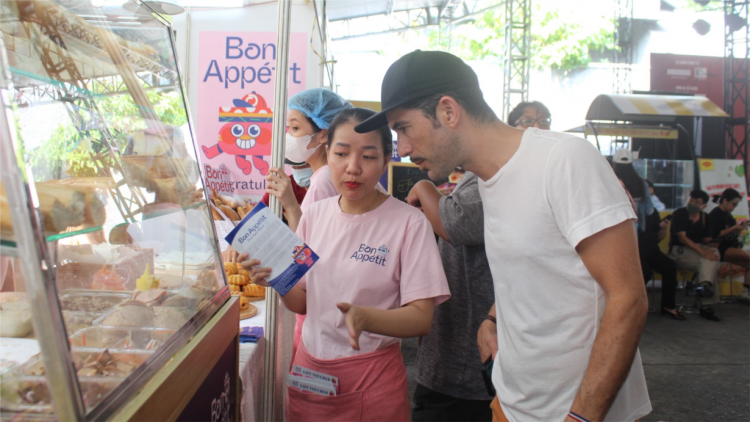 Bánh mì Việt Nam trong cảm nhận của du khách quốc tế (02/4/2023)