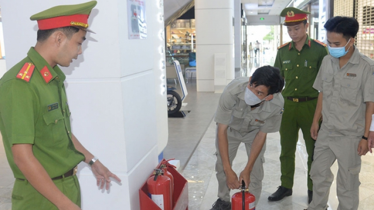 THỜI SỰ 6H SÁNG 06/5/2023: Thủ tướng vừa ban hành Công điện nhằm tháo gỡ khó khăn, vướng mắc trong công tác phòng cháy, chữa cháy