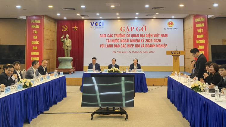 Doanh nghiệp Việt Nam muốn hợp tác trong chuyển đổi xanh, kinh doanh bền vững, có trách nhiệm (12/4/2023)