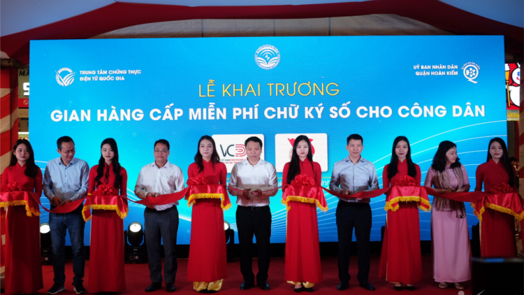 THỜI SỰ 21H30 ĐÊM 08/4/2023: Hà Nội triển khai cấp chữ ký số miễn phí cho công dân thủ đô