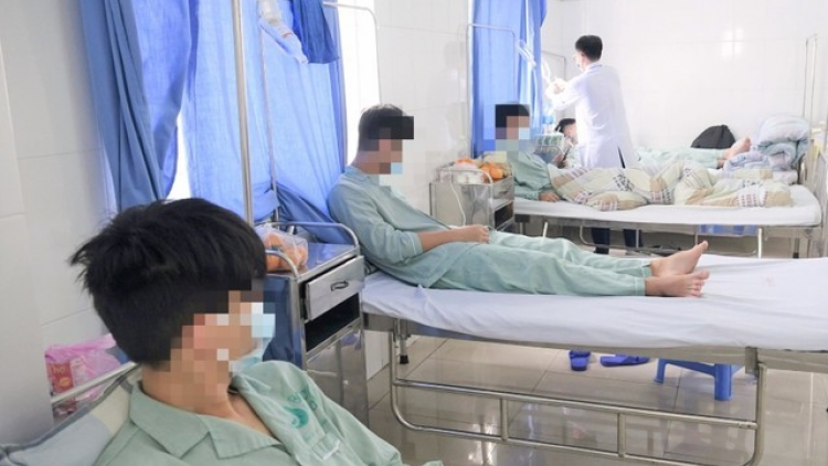 THỜI SỰ 18H CHIỀU 24/4/2023: Bộ Y tế cảnh báo đã có nhiều học sinh phải cấp cứu vì ngộ độc thuốc lá điện tử, thuốc lá nung nóng, shisha