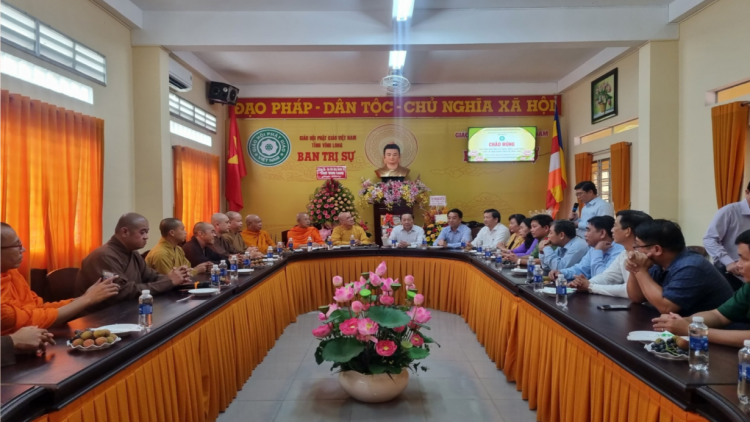 Lãnh đạo tỉnh Vĩnh Long thăm, chúc mừng Đại lễ Phật đản năm 2023 (30/5/2023)
