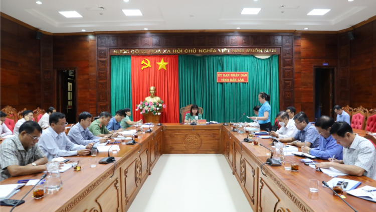 Đắk Lắk cung cấp đầy đủ thông tin về kỳ thi tốt nghiệp THPT đến học sinh vùng khó khăn (22/5/2023)