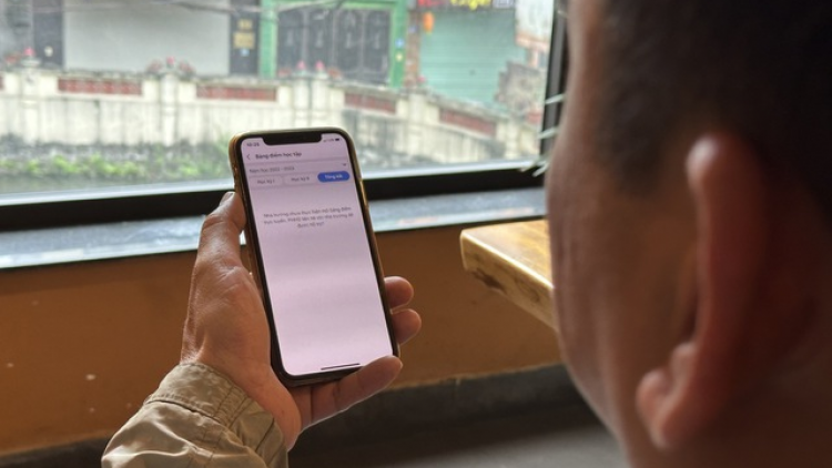 Tái diễn “ép” học sinh không thi vào lớp 10 công lập: Phân luồng hay bệnh thành tích? (05/05/2023)