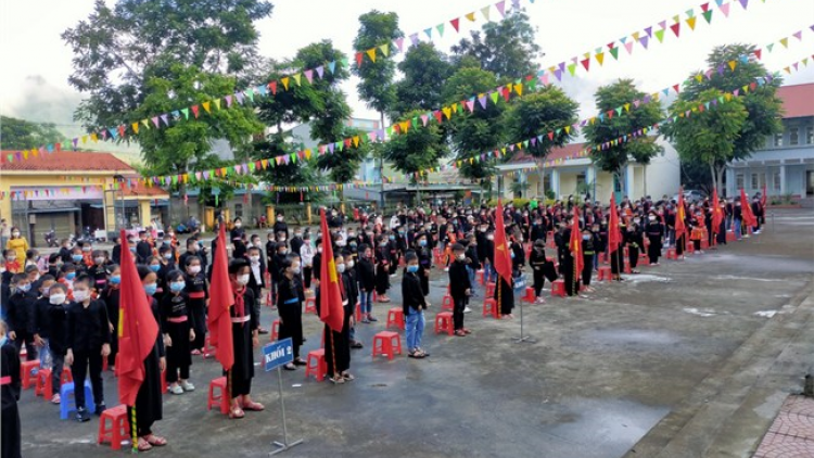 Tuyên Quang giữ gìn văn hóa dân tộc thiểu số từ môi trường Tiểu học (22/5/2023)