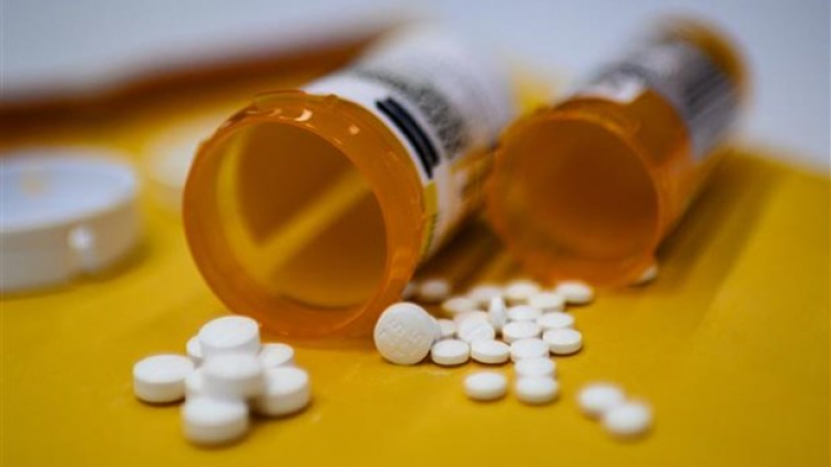 Mỹ phê duyệt thuốc xịt mũi giúp điều trị việc dùng opioid quá liều (24/5/2023)