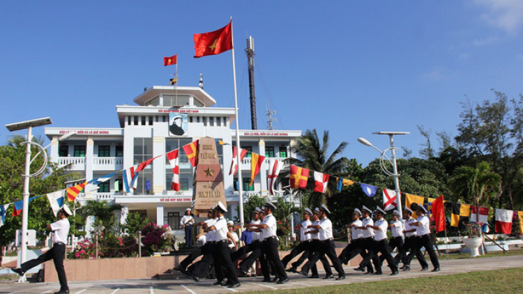 45 năm Đoàn Trường Sa: Tự hào những người lính giữ biển, đảo (5/5/2023)