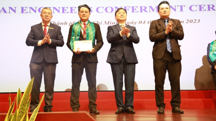 Điện lực TP.HCM vinh danh các Kỹ sư chuyên nghiệp ASEAN (09/5/2023)