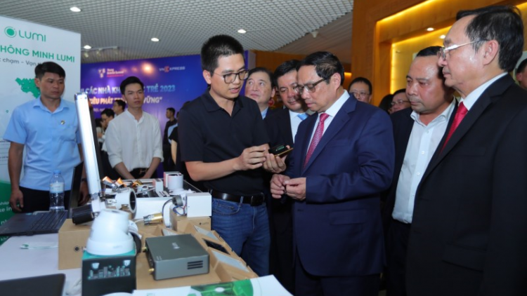 Thủ tướng: Trong khoa học, phải có ước mơ, hoài bão, phải có lòng tự trọng và niềm tự hào dân tộc (17/5/2023)