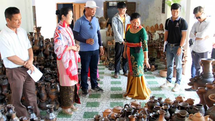 Khi người có uy tín chăm lo việc làng (13/5/2023)