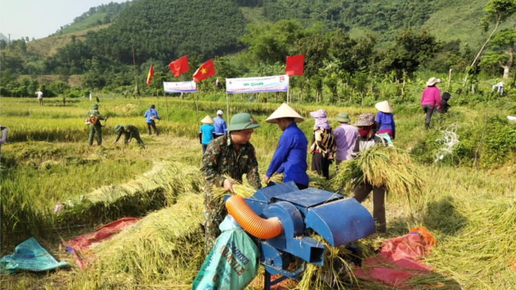 Cơ giới hóa trong nông nghiệp giúp đổi thay đời sống của bà con vùng biên giới (28/5/2023)