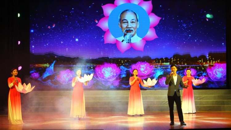 Nghệ An: Khai mạc Liên hoan Tiếng hát Làng Sen 2023 (14/5/2023)