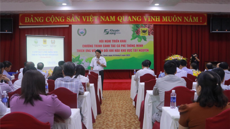 Triển khai chương trình “Canh tác cà phê thông minh thích ứng biến đổi khí hậu vùng Tây Nguyên” giai đoạn 2023-2025 (16/6/2023)