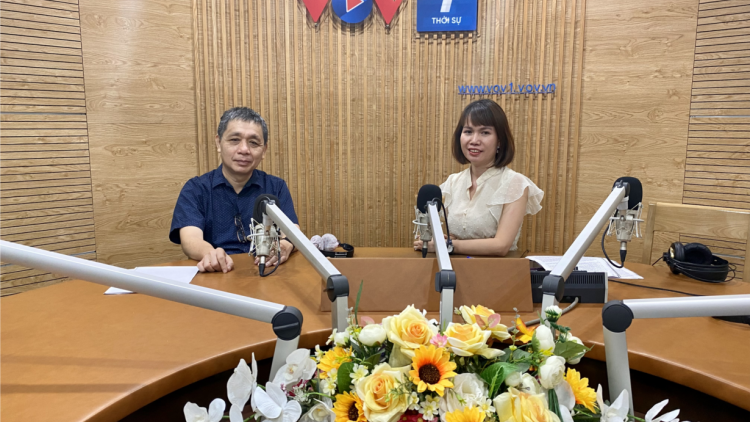 Nên hiểu thế nào về con số sinh viên ra trường có việc làm “đạt 100%” mà nhiều trường vừa công bố? (7/6/2023)