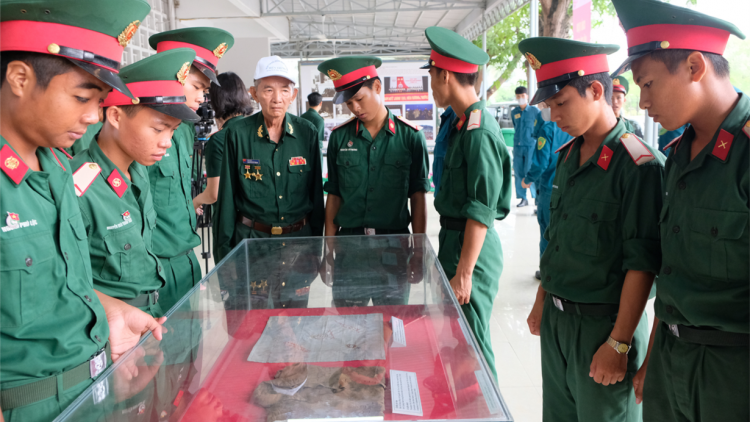 Quân khu V: Triển lãm “Chủ tịch Hồ Chí Minh với phong trào Thi đua ái quốc” (06/6/2023)