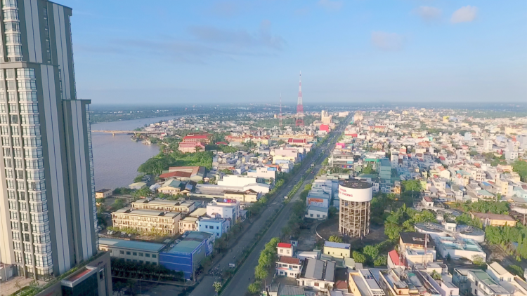 Phát triển bền vững vùng ĐBSCL và kết nối với vùng kinh tế trọng điểm (10/6/2023)