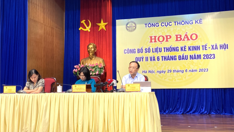 Góc nhìn chuyên gia qua con số tăng trưởng GDP 6 tháng đầu năm (29/6/2023)