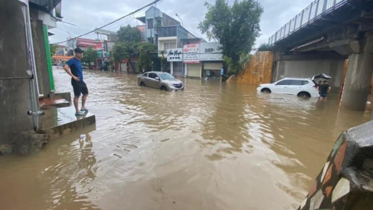 Mực nước sông vượt báo động 3, Lạng Sơn tập trung nhân lực, thiết bị ứng phó với tình huống xấu có thể xảy ra (26/6/2023)