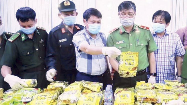 Cam go cuộc chiến với tội phạm ma túy (28/6/2023)