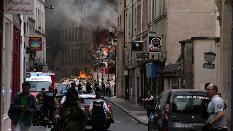 Nổ lớn tại Paris khiến 2 người chết và gần 40 người bị thương (22/6/2023)