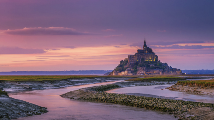 Tu viện Mont Saint Michel - Tu viện 1 nghìn năm tuổi giữa lòng Đại Tây Dương (24/05/2023)