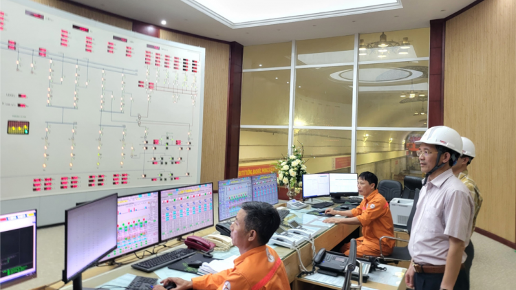 Lượng điện tiết kiệm được trong lúc thiếu điện càng nhiều ý nghĩa (14/06/2023)