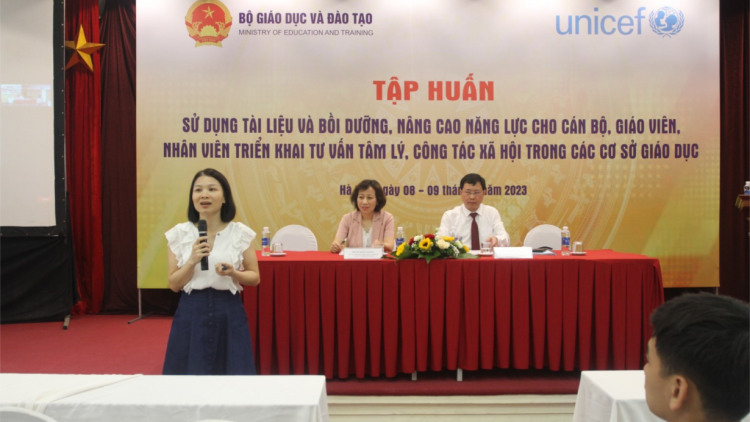 Tập huấn tư vấn tâm lý và công tác xã hội trong trường học cho 21 nghìn cán bộ, giáo viên
