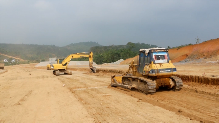 Giá đền bù thấp khiến công tác giải phóng mặt bằng gặp khó (22/7/2023)