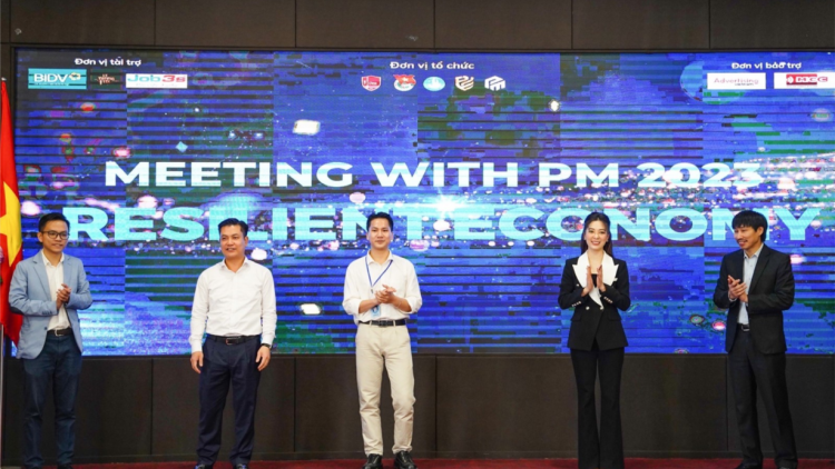 Meeting with PM 2023: Sân chơi bổ ích cho sinh viên đam mê kinh tế