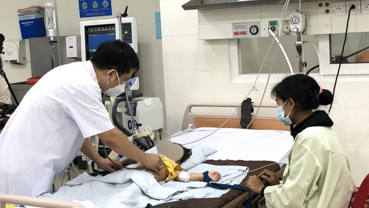 Quảng Ngãi nhiều ca mắc bệnh tay chân miệng chuyển biến nặng (28/7/2023)