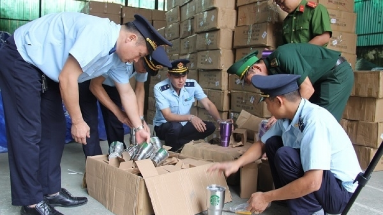 Tăng cường kiểm tra, xử lý và ngăn chặn  hàng hóa vi phạm gửi qua đường bưu chính trong nước (28/7/2023)