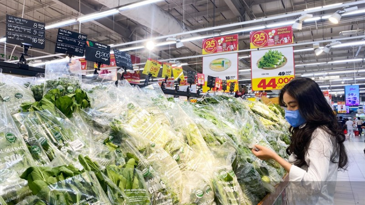 Tăng lương cơ sở: Làm sao để không dẫn đến hiệu ứng tăng giá? (8/7/2023)