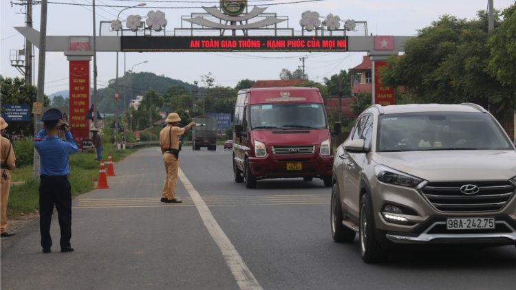 Lạng Sơn: Cần nhanh chóng xử lý các điểm đen giao thông trên tuyến QL1A (28/7/2023)