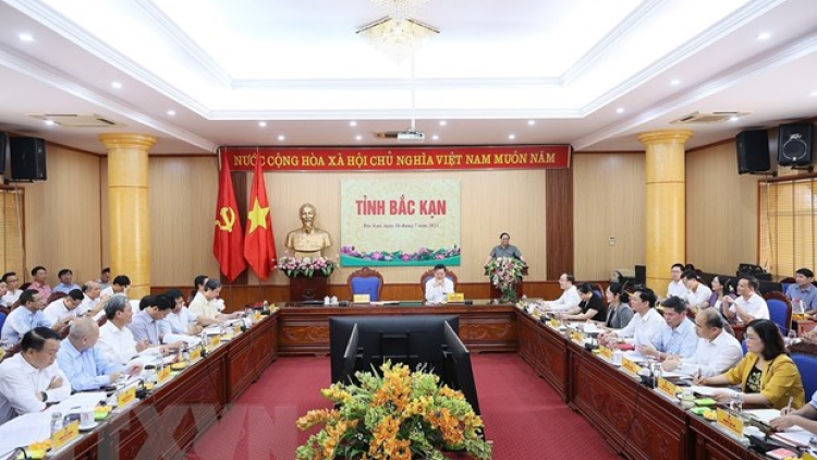 Thủ tướng: Bắc Kạn cần tập trung khai thác tối đa thế mạnh phát triển kinh tế rừng