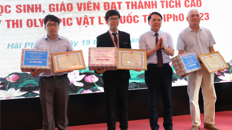 Chàng trai của những tấm Huy chương (22/7/2023)