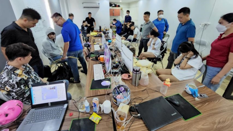 THỜI SỰ 18H CHIỀU 24/7/2023: Triệt phá đường dây cho vay lãi nặng online quy mô lớn nhất từ trước tới nay với số tiền hơn 20 nghìn tỷ đồng