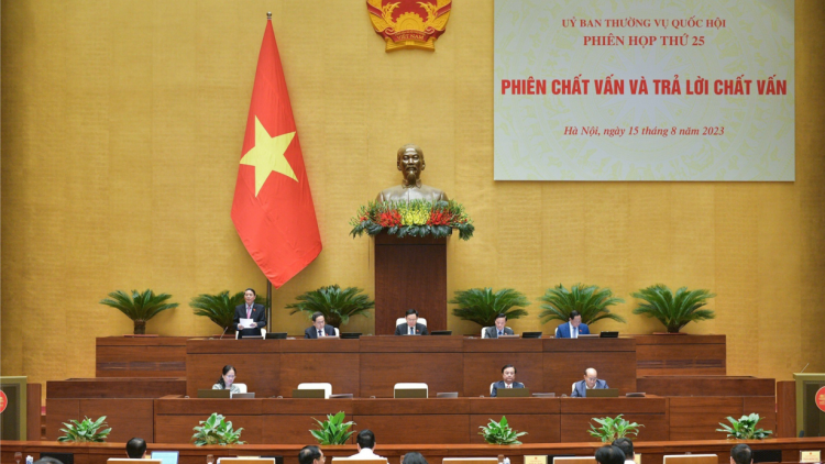 Giám sát: Gắn chặt chẽ xây dựng với thực thi pháp luật (01/9/2023)