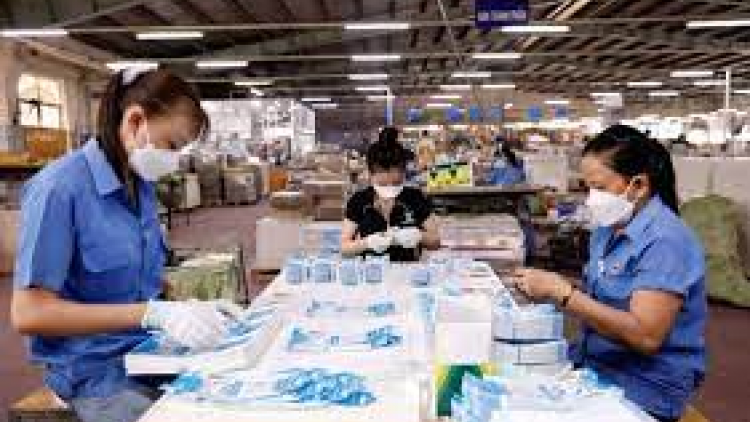 “Gói” hỗ trợ giúp công nhân tránh vướng vào tín dụng “đen” (20/8/2023)