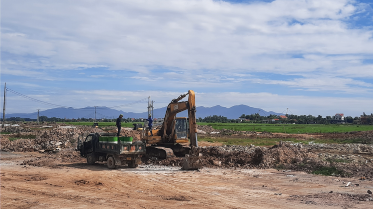 Hà Tĩnh đi đầu hoàn tất mặt bằng Dự án cao tốc Bắc Nam (18/8/2023)