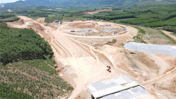 Quảng Bình: Nhà dân ở gần công trường thi công cao tốc bị rạn nứt, hư hỏng (25/8/2023)